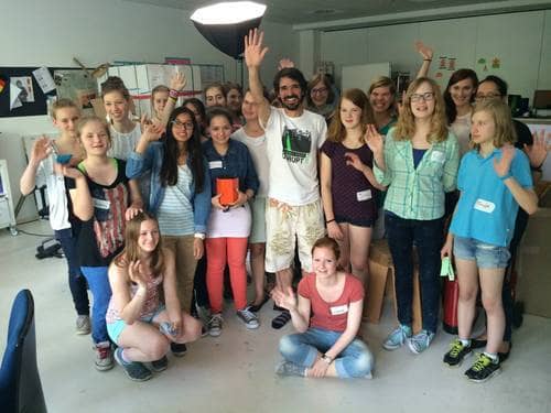 Gruppenbild mit Mädchen