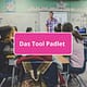 Tool Padlet mit Klassenraum im Hintergrund