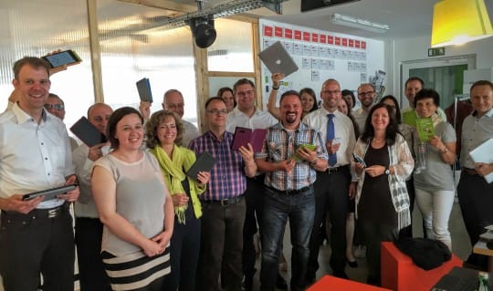 Gruppenbild mit Erwachsenen